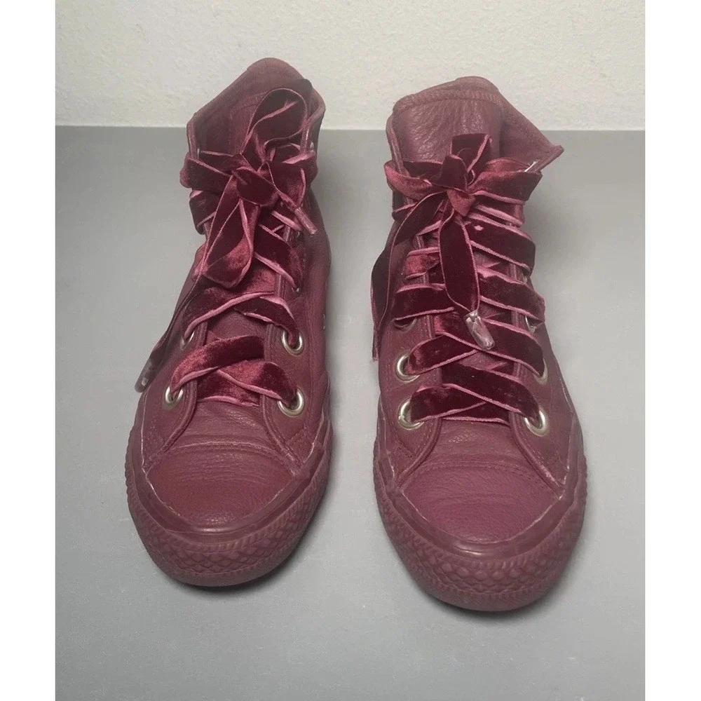 Converse Shoes Women's Chuck Taylor All Star Red Leather Sneakers Size 8 - Picture 3 of 11